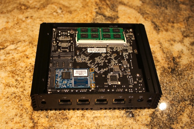 qotom-q190g4n-s07-inside.jpg